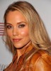 photo Elizabeth Berkley