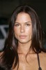 photo Rhona Mitra