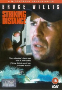 poster Striking Distance  (1993)